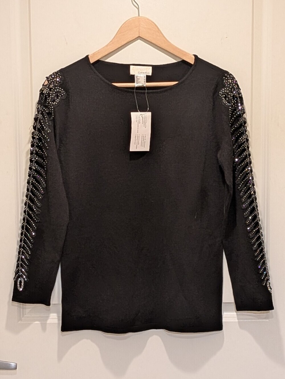 NWT Alessa W Collection 4 Black Acrylic Sweater with Jeweled Peacock Feathers
